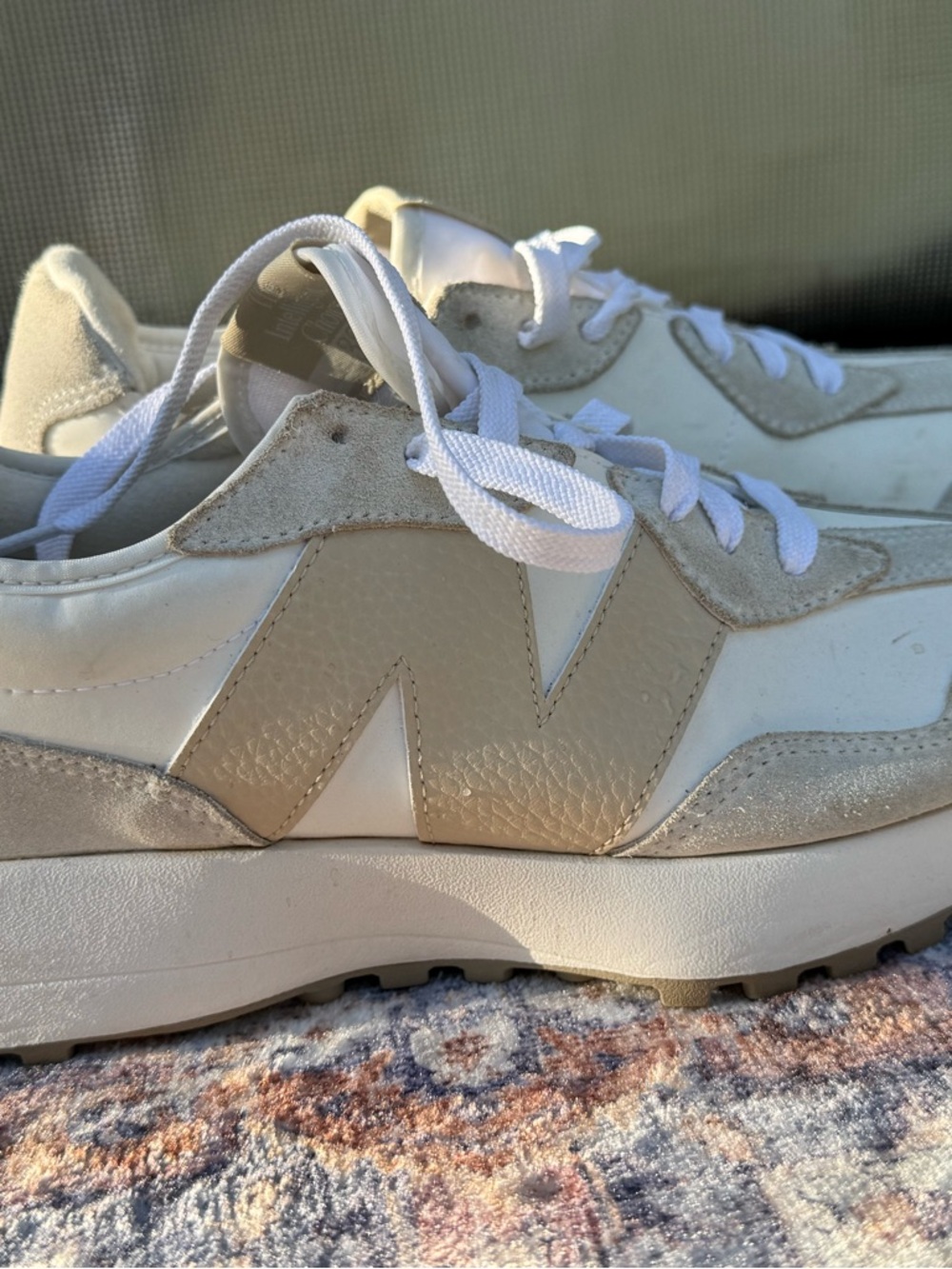 New Balance Beige & White Men’s Retro Runner Sneakers